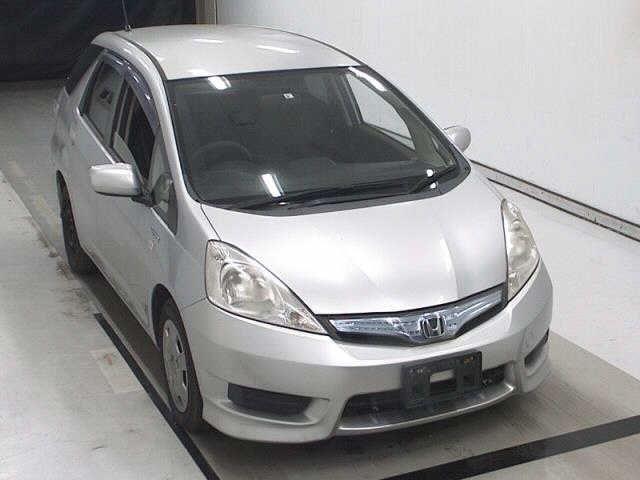 1096 Honda Fit shuttle GP2 2013 г. (JU Chiba)